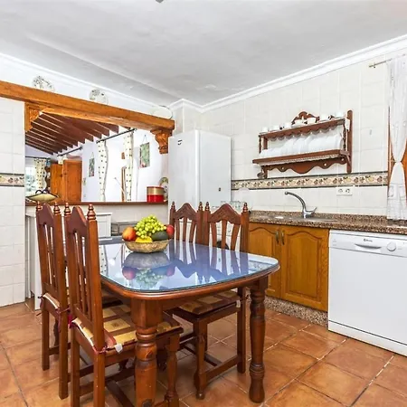 El Puntal De Nieves * Nerja