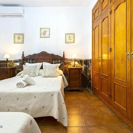 El Puntal De Nieves Nerja