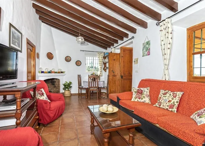 El Puntal De Nieves Nerja